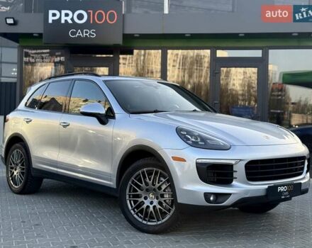 Порше Каен 2017 в Киеве на Automoto.ua Серый Порше Каен, объемом двигателя 3.6 л и пробегом 130 тыс. км за 33999 $, фото 5 на Automoto.ua