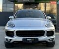 Порше Каен 2017 в Киеве на Automoto.ua Серый Порше Каен, объемом двигателя 3.6 л и пробегом 130 тыс. км за 33999 $, фото 3 на Automoto.ua