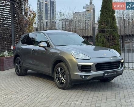 Сірий Порше Cayenne, об'ємом двигуна 3.6 л та пробігом 61 тис. км за 29900 $, фото 2 на Automoto.ua