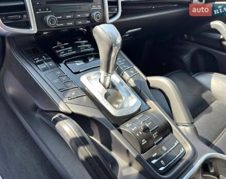 Сірий Порше Cayenne, об'ємом двигуна 2.97 л та пробігом 162 тис. км за 43200 $, фото 13 на Automoto.ua