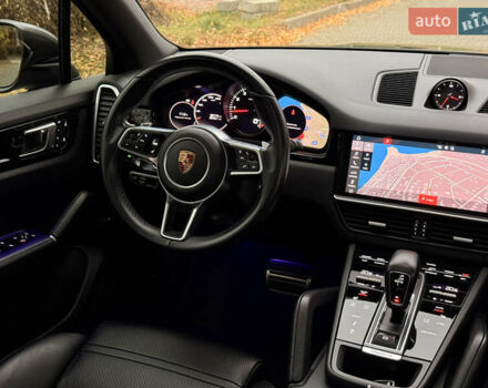 Серый Порше Каен, объемом двигателя 2.89 л и пробегом 59 тыс. км за 57000 $, фото 17 на Automoto.ua