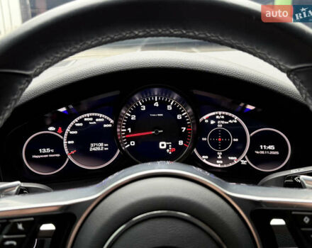 Серый Порше Каен, объемом двигателя 2.9 л и пробегом 37 тыс. км за 67000 $, фото 20 на Automoto.ua