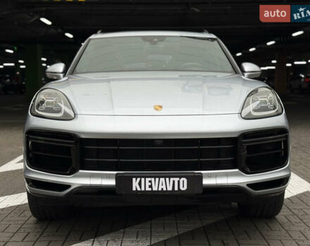 Серый Порше Каен, объемом двигателя 2.9 л и пробегом 37 тыс. км за 67000 $, фото 11 на Automoto.ua