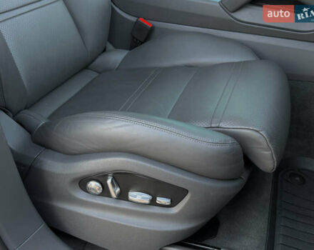 Серый Порше Каен, объемом двигателя 3 л и пробегом 78 тыс. км за 59999 $, фото 34 на Automoto.ua