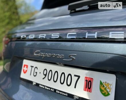 Сірий Порше Cayenne, об'ємом двигуна 2.89 л та пробігом 67 тис. км за 72000 $, фото 17 на Automoto.ua