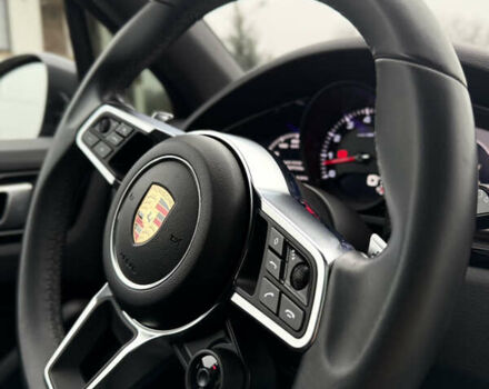 Серый Порше Каен, объемом двигателя 3 л и пробегом 60 тыс. км за 60500 $, фото 42 на Automoto.ua