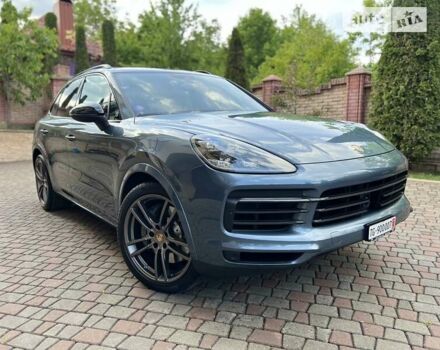 Сірий Порше Cayenne, об'ємом двигуна 2.89 л та пробігом 67 тис. км за 72000 $, фото 4 на Automoto.ua