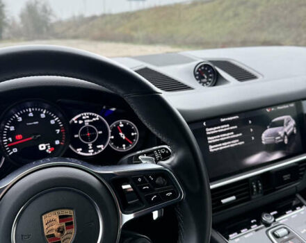 Серый Порше Каен, объемом двигателя 3 л и пробегом 60 тыс. км за 60500 $, фото 40 на Automoto.ua