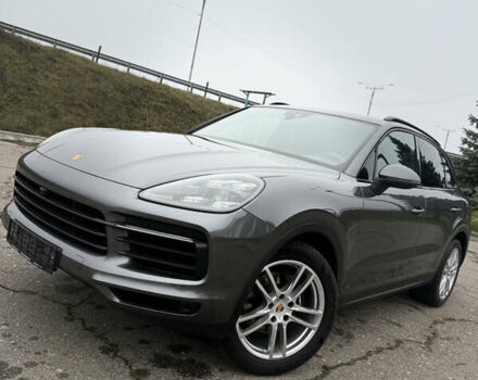 Серый Порше Каен, объемом двигателя 3 л и пробегом 60 тыс. км за 60500 $, фото 3 на Automoto.ua