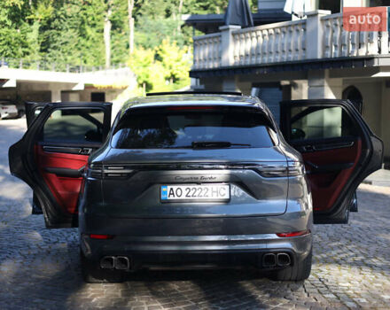 Порше Каен 2018 в Ужгороде на Automoto.ua Серый Порше Каен, объемом двигателя 4 л и пробегом 89 тыс. км за 69000 $, фото 12 на Automoto.ua