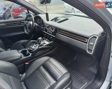Сірий Порше Cayenne, об'ємом двигуна 3 л та пробігом 149 тис. км за 39300 $, фото 44 на Automoto.ua