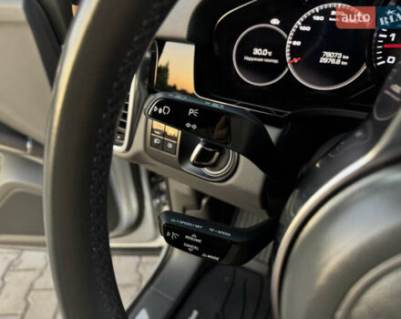 Серый Порше Каен, объемом двигателя 3 л и пробегом 78 тыс. км за 59999 $, фото 24 на Automoto.ua