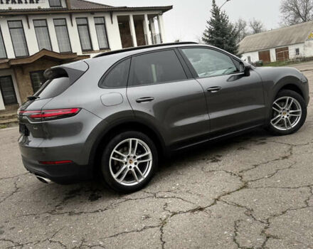Серый Порше Каен, объемом двигателя 3 л и пробегом 60 тыс. км за 60500 $, фото 20 на Automoto.ua