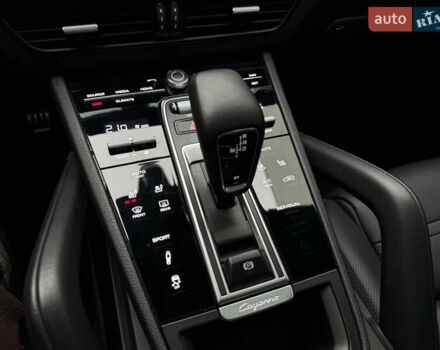 Серый Порше Каен, объемом двигателя 2.9 л и пробегом 37 тыс. км за 67000 $, фото 24 на Automoto.ua