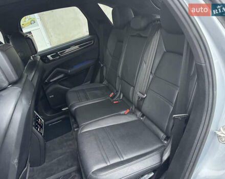 Сірий Порше Cayenne, об'ємом двигуна 3 л та пробігом 149 тис. км за 39300 $, фото 55 на Automoto.ua