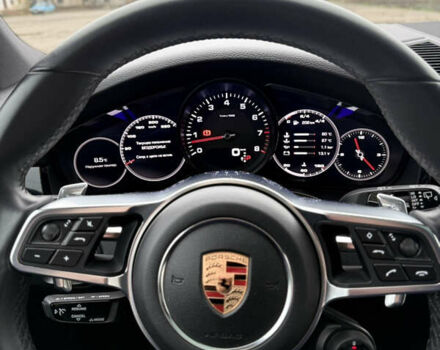 Серый Порше Каен, объемом двигателя 3 л и пробегом 60 тыс. км за 60500 $, фото 39 на Automoto.ua