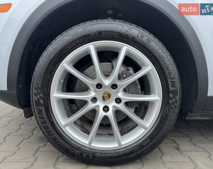 Сірий Порше Cayenne, об'ємом двигуна 3 л та пробігом 149 тис. км за 39300 $, фото 14 на Automoto.ua