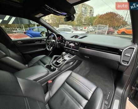 Порше Каен 2018 в Одессе на Automoto.ua Серый Порше Каен, объемом двигателя 2.89 л и пробегом 59 тыс. км за 49900 $, фото 12 на Automoto.ua