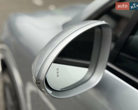 Серый Порше Каен, объемом двигателя 2.9 л и пробегом 37 тыс. км за 67000 $, фото 4 на Automoto.ua