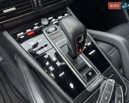 Сірий Порше Cayenne, об'ємом двигуна 3 л та пробігом 149 тис. км за 39300 $, фото 32 на Automoto.ua