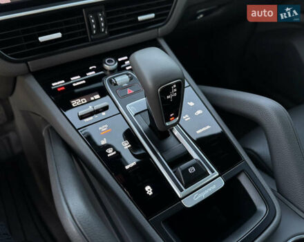 Серый Порше Каен, объемом двигателя 3 л и пробегом 78 тыс. км за 59999 $, фото 25 на Automoto.ua