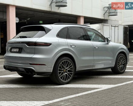 Серый Порше Каен, объемом двигателя 2.9 л и пробегом 37 тыс. км за 67000 $, фото 9 на Automoto.ua