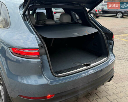Сірий Порше Cayenne, об'ємом двигуна 3 л та пробігом 168 тис. км за 46467 $, фото 49 на Automoto.ua