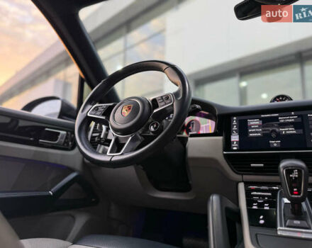 Сірий Порше Cayenne, об'ємом двигуна 3 л та пробігом 168 тис. км за 46467 $, фото 28 на Automoto.ua