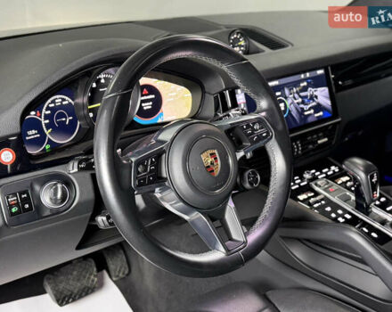 Сірий Порше Cayenne, об'ємом двигуна 3 л та пробігом 46 тис. км за 61800 $, фото 36 на Automoto.ua