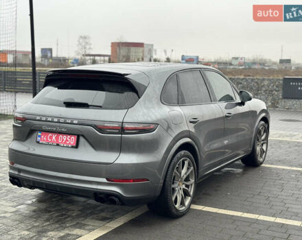 Серый Порше Каен, объемом двигателя 4 л и пробегом 74 тыс. км за 69900 $, фото 9 на Automoto.ua