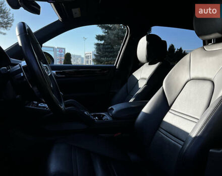 Серый Порше Каен, объемом двигателя 3 л и пробегом 83 тыс. км за 45999 $, фото 7 на Automoto.ua