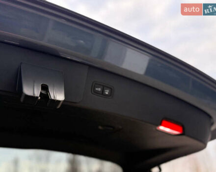 Сірий Порше Cayenne, об'ємом двигуна 3 л та пробігом 168 тис. км за 46467 $, фото 48 на Automoto.ua