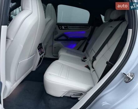 Сірий Порше Cayenne, об'ємом двигуна 2.89 л та пробігом 90 тис. км за 83500 $, фото 43 на Automoto.ua