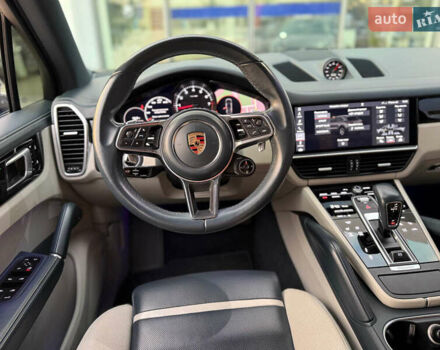 Сірий Порше Cayenne, об'ємом двигуна 3 л та пробігом 168 тис. км за 46467 $, фото 22 на Automoto.ua