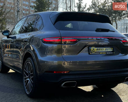 Серый Порше Каен, объемом двигателя 3 л и пробегом 83 тыс. км за 45999 $, фото 4 на Automoto.ua