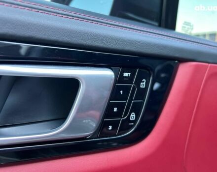 Серый Порше Каен, объемом двигателя 2.9 л и пробегом 88 тыс. км за 70990 $, фото 16 на Automoto.ua