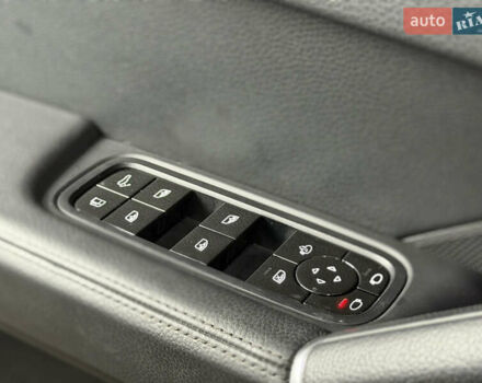 Сірий Порше Cayenne, об'ємом двигуна 3 л та пробігом 46 тис. км за 61800 $, фото 34 на Automoto.ua