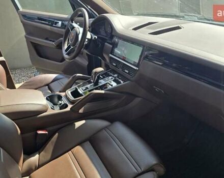 Серый Порше Каен, объемом двигателя 3 л и пробегом 101 тыс. км за 55000 $, фото 22 на Automoto.ua