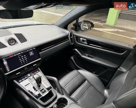 Серый Порше Каен, объемом двигателя 2.9 л и пробегом 32 тыс. км за 64000 $, фото 17 на Automoto.ua