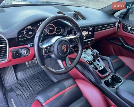 Серый Порше Каен, объемом двигателя 2.9 л и пробегом 88 тыс. км за 70990 $, фото 18 на Automoto.ua