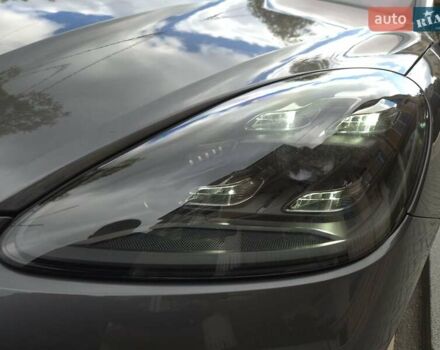 Серый Порше Каен, объемом двигателя 3 л и пробегом 115 тыс. км за 85000 $, фото 11 на Automoto.ua