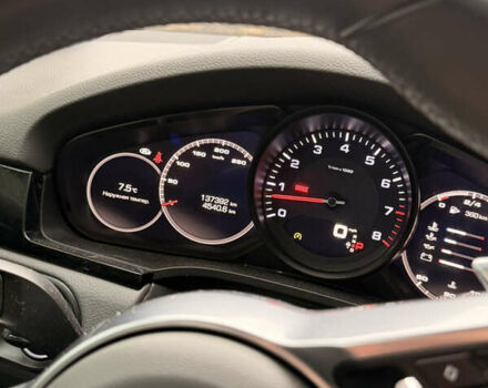 Серый Порше Каен, объемом двигателя 3 л и пробегом 137 тыс. км за 48500 $, фото 15 на Automoto.ua