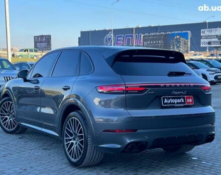 Серый Порше Каен, объемом двигателя 2.9 л и пробегом 88 тыс. км за 70990 $, фото 6 на Automoto.ua