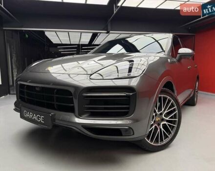 Сірий Порше Cayenne, об'ємом двигуна 3 л та пробігом 88 тис. км за 63900 $, фото 3 на Automoto.ua