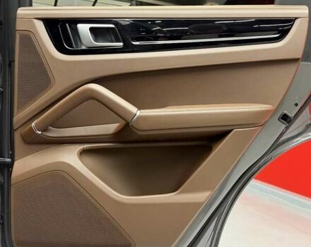 Сірий Порше Cayenne, об'ємом двигуна 3 л та пробігом 88 тис. км за 63900 $, фото 46 на Automoto.ua