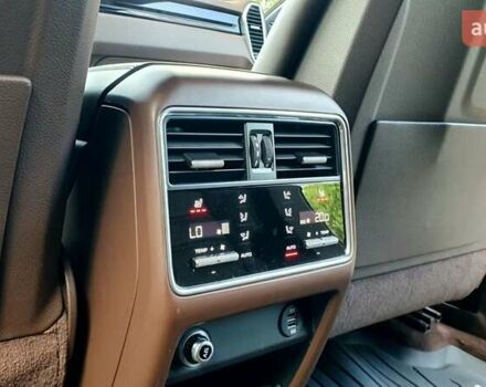 Серый Порше Каен, объемом двигателя 3 л и пробегом 101 тыс. км за 55000 $, фото 31 на Automoto.ua