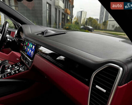 Серый Порше Каен, объемом двигателя 3 л и пробегом 86 тыс. км за 54500 $, фото 35 на Automoto.ua