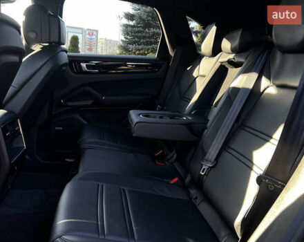 Серый Порше Каен, объемом двигателя 3 л и пробегом 83 тыс. км за 45999 $, фото 24 на Automoto.ua