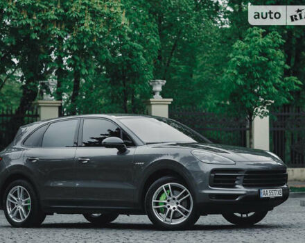 Сірий Порше Cayenne, об'ємом двигуна 3 л та пробігом 85 тис. км за 91000 $, фото 2 на Automoto.ua