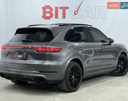 Сірий Порше Cayenne, об'ємом двигуна 3 л та пробігом 46 тис. км за 61800 $, фото 6 на Automoto.ua